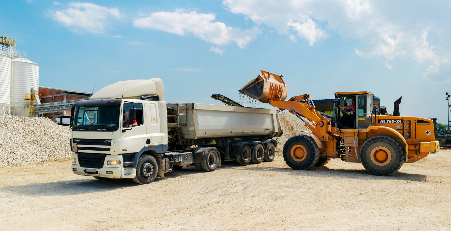 Beneficios de contratar un servicio de gestión administrativa y contabilidad especializada en transporte industrial en España