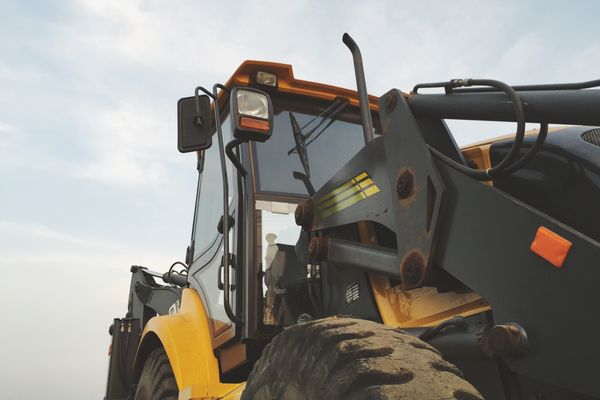 Excavadoras: permisos y requisitos legales para su adquisición